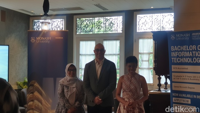 Petinggi Monash University Indonesia menjawab biaya kuliah program S1. Berapa yang harus disiapkan?