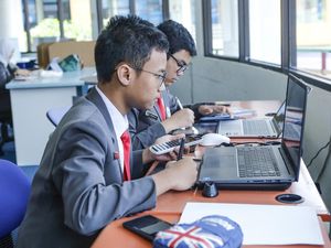 Video Daftar Rata-rata Nilai 22 Mapel TKA SMA 2025, Terendah Adalah...