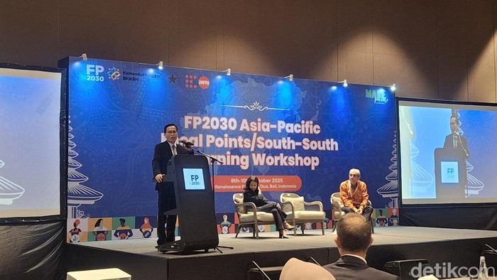 Sekretaris Utama BKKBN, Budi Setiyono, saat pembukaan FP2030 Asia-Pacific Focal Points/South-South Learning Workshop, di Nusa Dua, Bali, Rabu (8/10/2025). (Foto: Fabiola Dianira/detikBali)