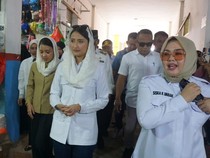 Walkot Kendari Dampingi Wamendag Tinjau Harga Sembako di Pasar Baruga