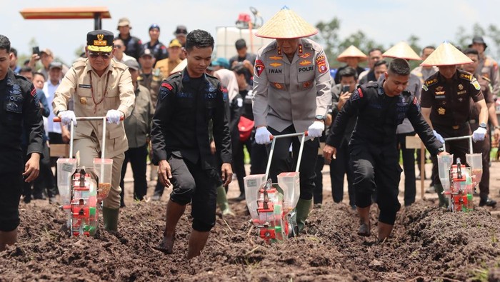 Target panen jagung di Kalteng. Foto: Dok Polda Kalteng