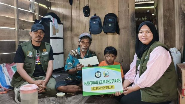 Tim dari Pemprov Sulsel turun memberikan bantuan kepada Rangga, siswa SD yang viral membawa bekal ubi bakar di Gowa.