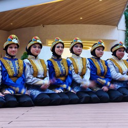 Bangga! Tim Tari SMA Indonesia Bikin Jepang Terpesona