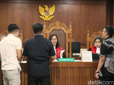 Warga Gugat Kementerian ESDM, Pertamina, dan Shell soal Kelangkaan BBM