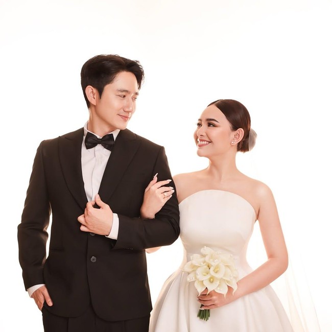 7 Foto Pre-wedding Amanda Manopo dan Kenny Austin, Romantis Elegan