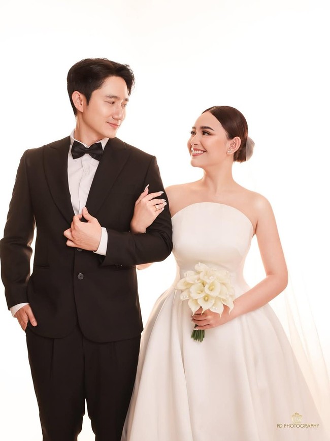 7 Foto Pre-wedding Amanda Manopo dan Kenny Austin, Romantis Elegan