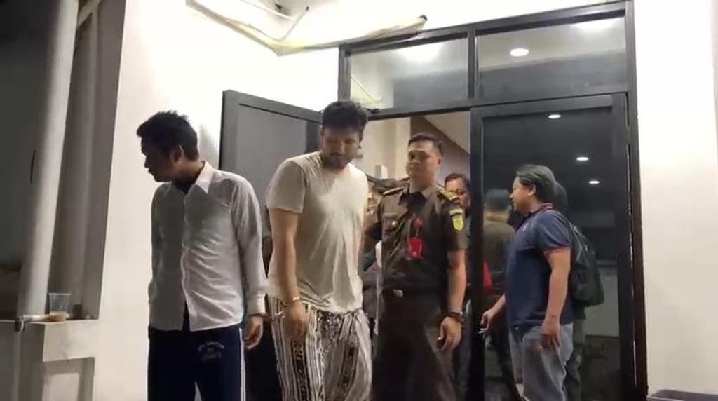 Video: 3 Barang Bukti dalam Kasus Peredaran Narkoba Ammar Zoni