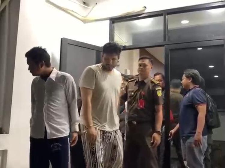 Penampakan Ammar Zoni Diborgol Lagi Diduga Edarkan Narkoba Dalam Rutan Salemba