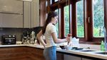 Potret Cantik Selebgram Inka Andestha, Foodies yang Jago Masak!
