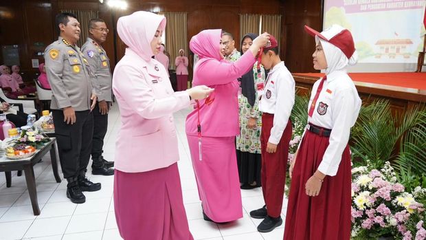 Kapolda Jateng, Irjen Ribut Hari Wibowo, saat menghadiri bimtek untuk para tenaga pendidik di bawah naungan Yayasan Kemala Bhayangkari di BBPMP Jateng, Jalan Kyai Mojo, Banyumanik, Kota Semarang.
