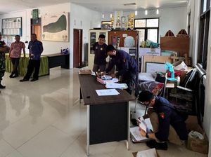 Kejari Maros Geledah Kantor Lurah Leang-Leang Terkait Dugaan Pungli PTSL