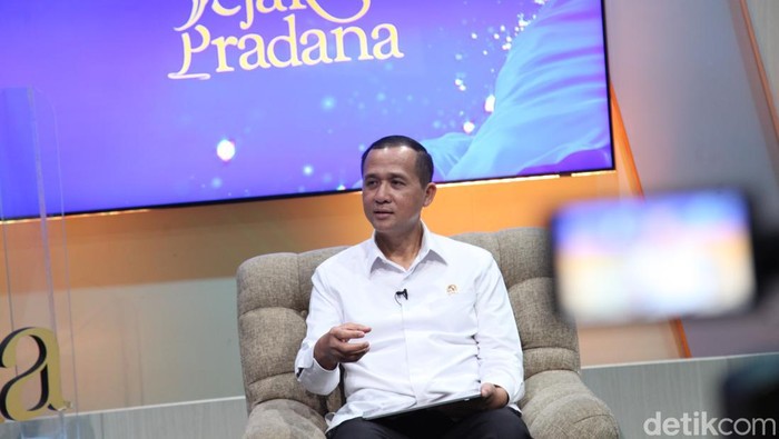 Menteri Transmigrasi M Iftitah Sulaiman