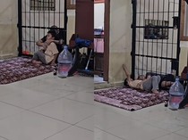 Cerita Polisi di Jambi Buka Sel agar Tahanan Bisa Peluk Anak Lepas Rindu