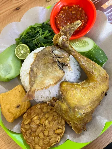 Nasi tempong di Jakarta