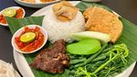 10 Nasi Tempong di Jakarta yang Sambalnya Pedas Menyengat