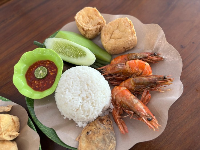 Nasi tempong Nasi tempong di Jakarta