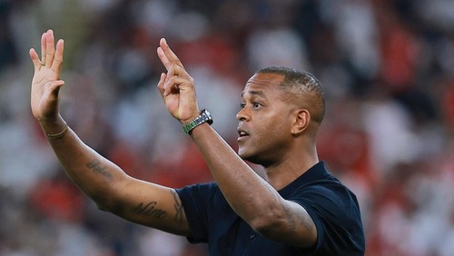 Soccer Football - FIFA World Cup - AFC Qualifiers - Group B - Indonesia v Saudi Arabia - King Abdullah Sports City, Jeddah, Saudi Arabia - October 8, 2025 Indonesia coach Patrick Kluivert reacts REUTERS/Stringer