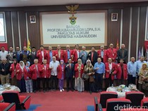 Mimpi Besar Prof JJ Jadikan 4 Fakultas Bidang Humaniora Unhas Makin Berkelas
