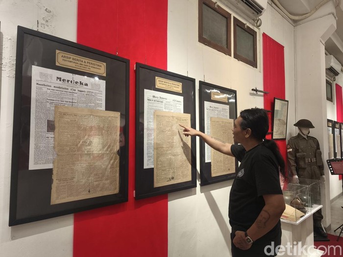 Suasana pameran Ketika Api Menyala di Semarang di Kota Lama Semarang, Kamis (9/10/2025).