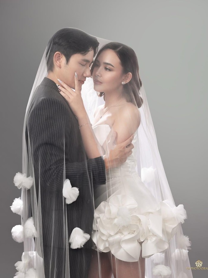 Pre-wedding Amanda Manopo dan Kenny Austin Pre-wedding Amanda Manopo dan Kenny Austin.