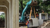 Taman Bendera Pusaka merupakan hasil penggabungan tiga taman eksisting, yaitu Taman Langsat, Taman Ayodya, dan Taman Leuser.  