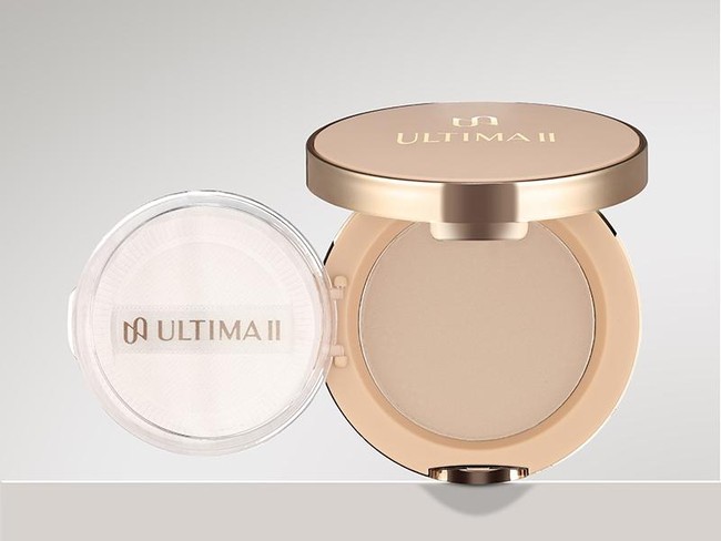 Rekomendasi Bedak Padat untuk Usia 40 Tahun ke Atas