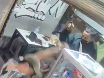 Video: Warkop di Tanah Abang Jadi Sasaran Penyerangan, 2 Orang Kena Tembak