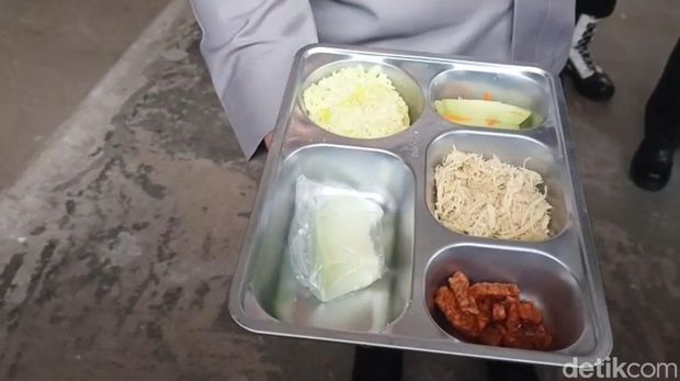 Siswa di Banjar diduga keracunan MBG.