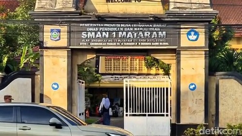 Suasana SMAN 1 Mataram. (Ahmad Viqi/detikBali).