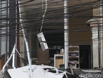 Video: Cerita Ibu Selamatkan Anaknya saat Ledakan Gedung Farmasi Pondok Aren