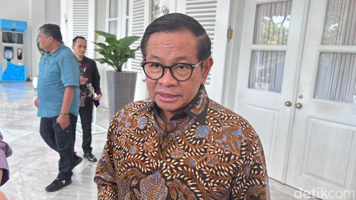 Taman Margasatwa (TM) Ragunan mulai dibuka hingga malam pada akhir pekan nanti. Gubernur Jakarta Pramono Anung mengatakan warga bisa wisata satwa dan olahraga. (B Belia/detikcom)