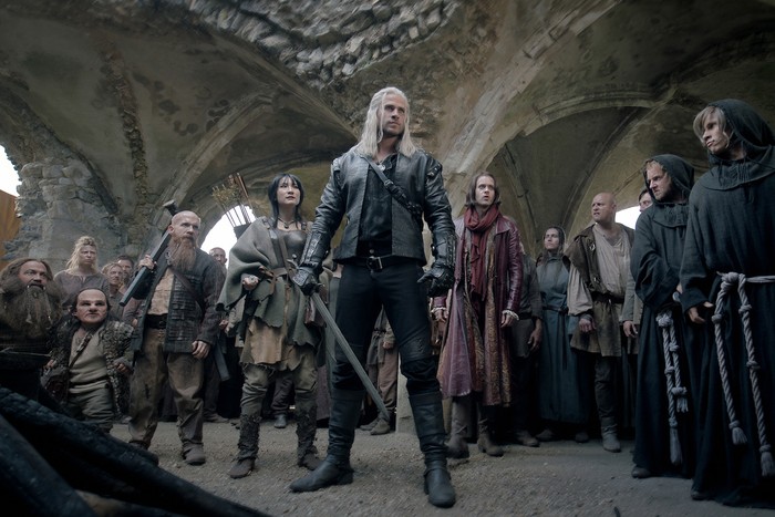 Cuplikan penampilan Liam Hemsworth di The Witcher.