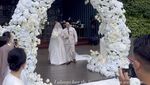 Kenny Austin Menangis Sambut Amanda Manopo di Altar Pernikahan