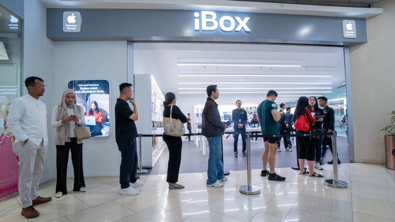 Antrean Preorder iPhone 17 di iBox