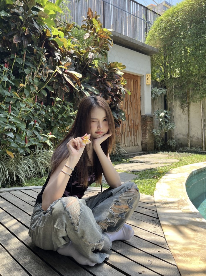 Carmen Carmen Hearts2Hearts mudik ke Bali.