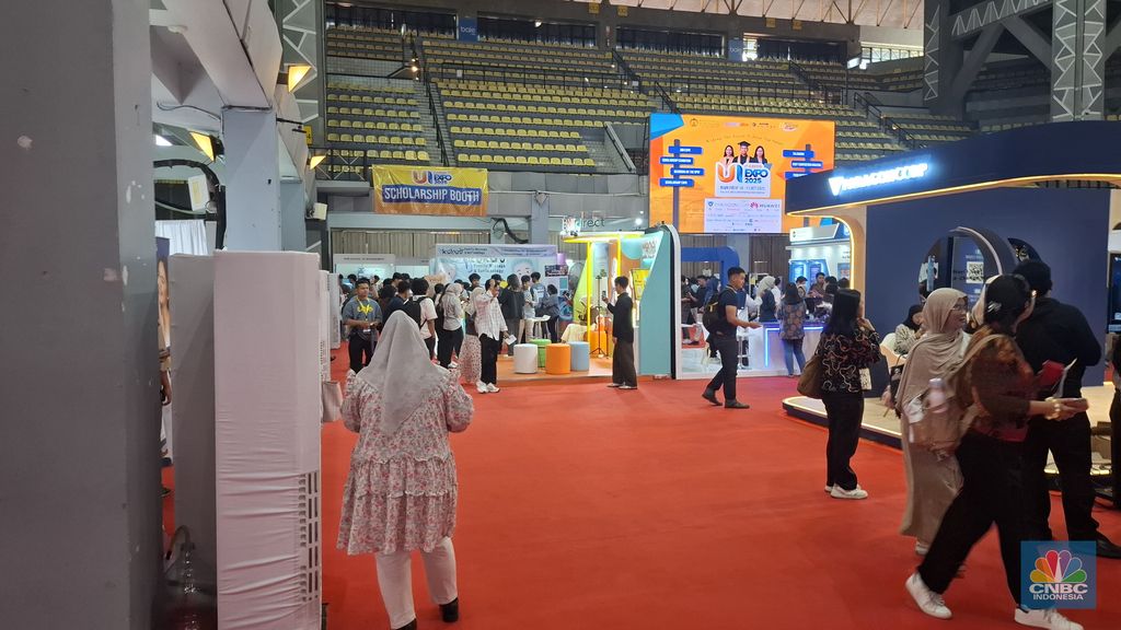 Gelaran bursa lowongan kerja (job fair) di lingkungan UI, yang akan berlangsung pada 10–11 Oktober 2025 di Balairung UI, Depok, Jawa Barat. (CNBC Indonesia/Chandra)
