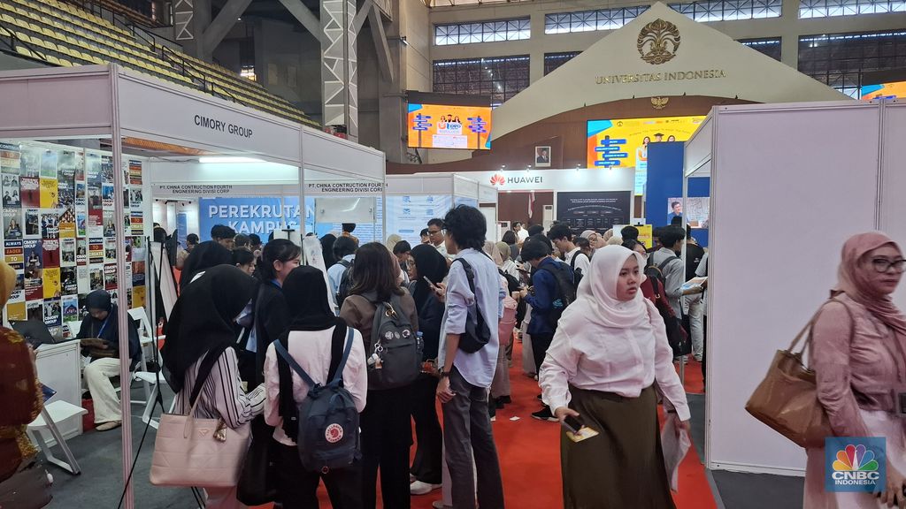 Gelaran bursa lowongan kerja (job fair) di lingkungan UI, yang akan berlangsung pada 10–11 Oktober 2025 di Balairung UI, Depok, Jawa Barat. (CNBC Indonesia/Chandra)