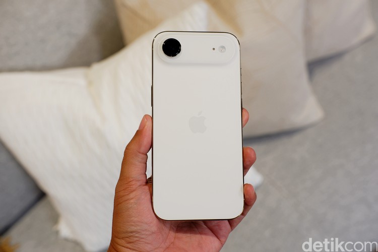iPhone Air