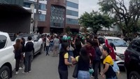 Filipina yang berada di Cincin Api Pasifik rutin diguncang gempa, termasuk gempa mematikan bermagnitudo 6,9 di Cebu dua pekan sebelumnya. REUTERS/Francis Magbanua 