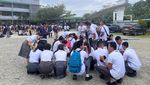 Kepanikan Warga Filipina Diguncang Gempa M 7,4