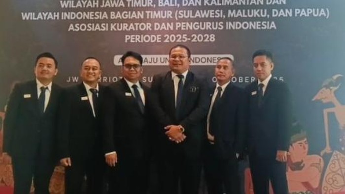 Ketua AKPI Jimmy Simanjuntak saat ditemui awak media di Surabaya