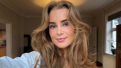 Ini Laura Rhod Sondergaard, Pacar Rasmus Hojlund yang Lagi On Fire