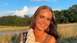 Ini Laura Rhod Sondergaard, Pacar Rasmus Hojlund yang Lagi On Fire