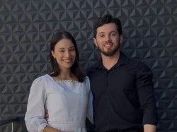 Mantan Biarawati yang Jadi Influencer Menikah Diam-diam dengan Mantan Pastor