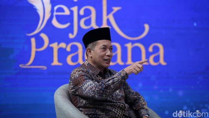 Menteri Koperasi Ferry Juliantono