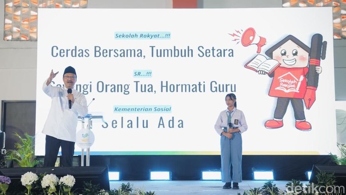Menteri Sosial Gus Ipul saat di Sekolah Rakyat Menengah Atas (SRMA) 24 Kediri