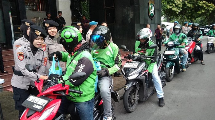Polda Metro Jaya Jumat Peduli