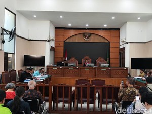 Sidang Putusan Praperadilan Nadiem Makarim Lawan Kejagung Digelar 13 Oktober