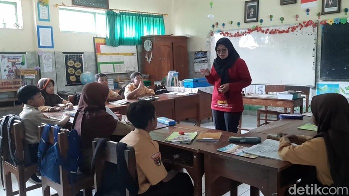 Suasana kegiatan belajar mengajar di SDN 3 Nglebak, Kecamatan Tawangmangu, Kabupaten Karanganyar, Jumat (10/9/2025).