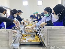 Cerita Dapur MBG Sukabumi yang Menunya Viral Berbalas Surat Cinta